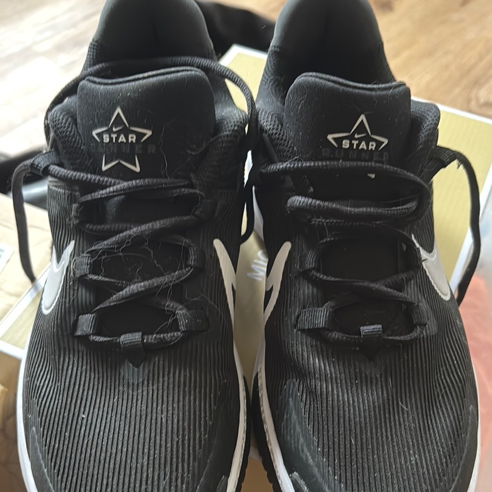 Bike Black and White Star Runner Sneakers with Breathable Mesh & Rubber Sole- 7Y